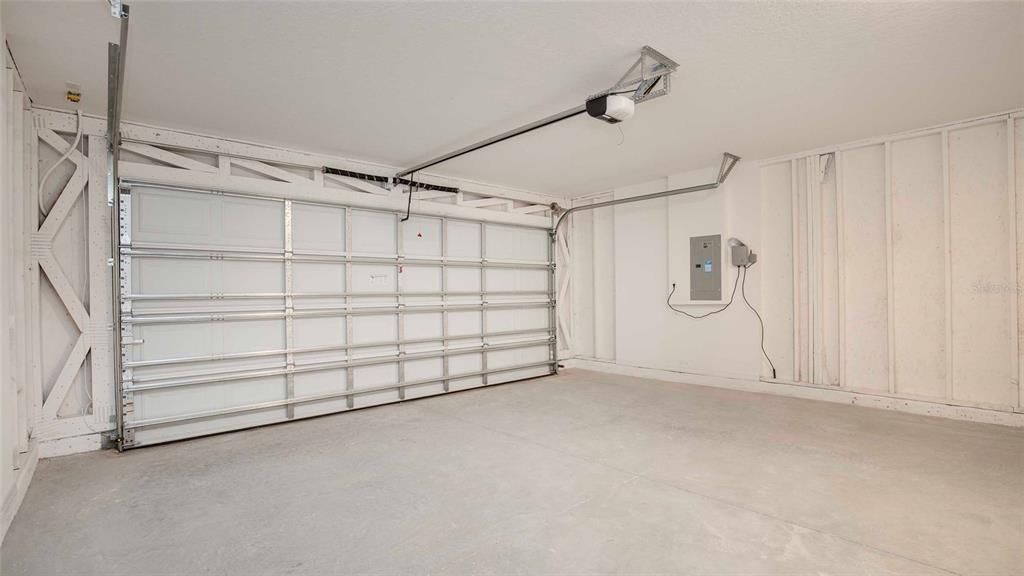 На продажу: $305,900 (4 спален, 2 ванн, 1867 Квадратных фут)