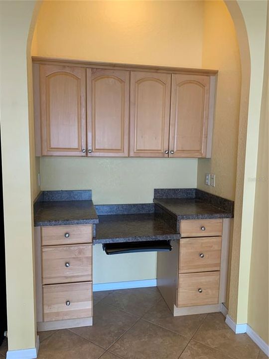 出租: $1,600 (2 贝兹, 2 浴室, 1229 平方英尺)