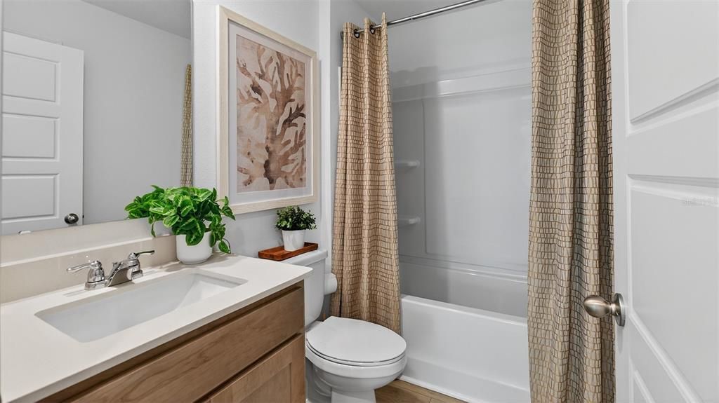 待售: $296,990 (4 贝兹, 2 浴室, 1609 平方英尺)