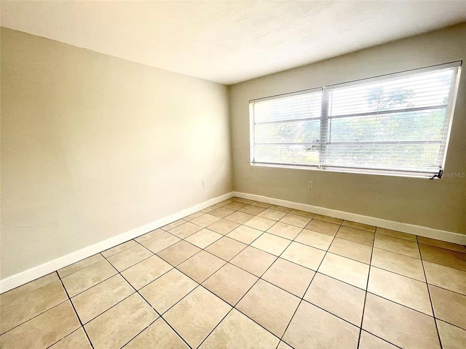 出租: $1,850 (3 贝兹, 2 浴室, 1754 平方英尺)