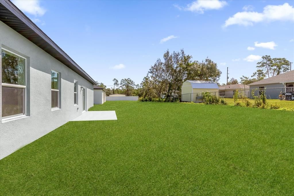 На продажу: $300,000 (4 спален, 3 ванн, 1865 Квадратных фут)