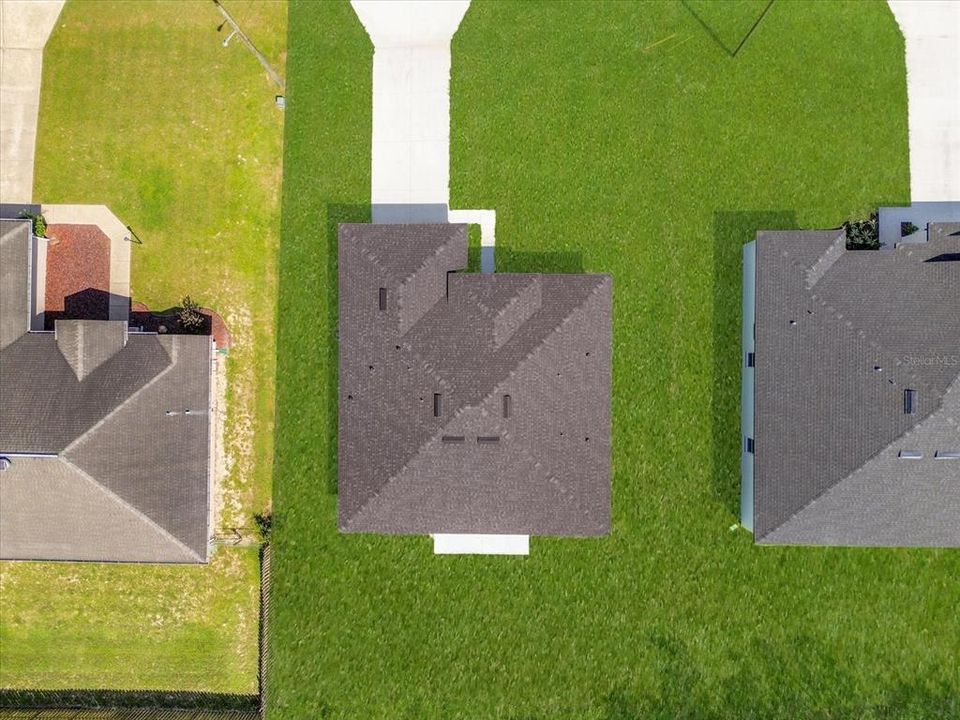 На продажу: $300,000 (4 спален, 3 ванн, 1865 Квадратных фут)