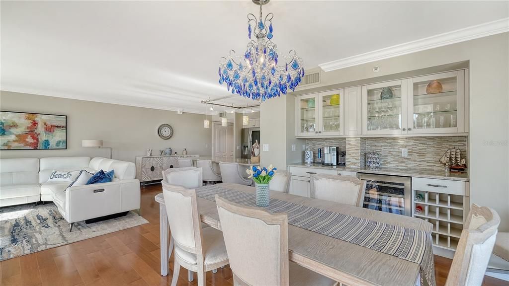 На продажу: $1,089,000 (2 спален, 2 ванн, 1602 Квадратных фут)