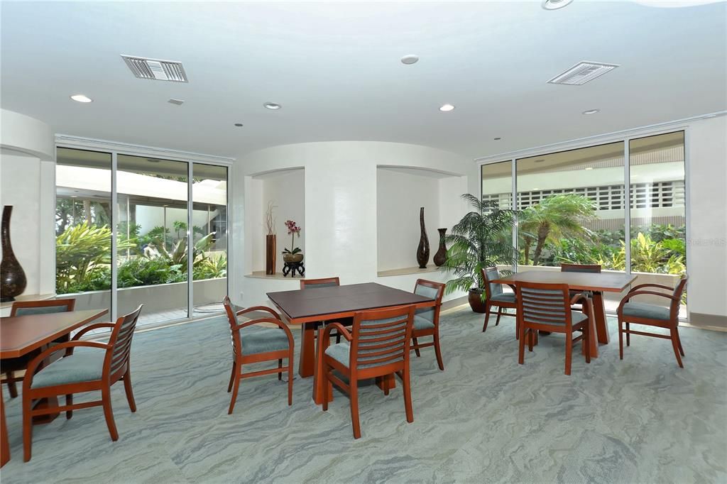 На продажу: $1,089,000 (2 спален, 2 ванн, 1602 Квадратных фут)