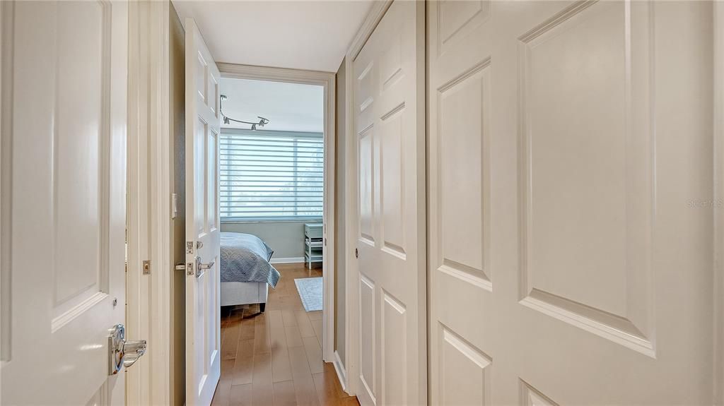 На продажу: $1,089,000 (2 спален, 2 ванн, 1602 Квадратных фут)