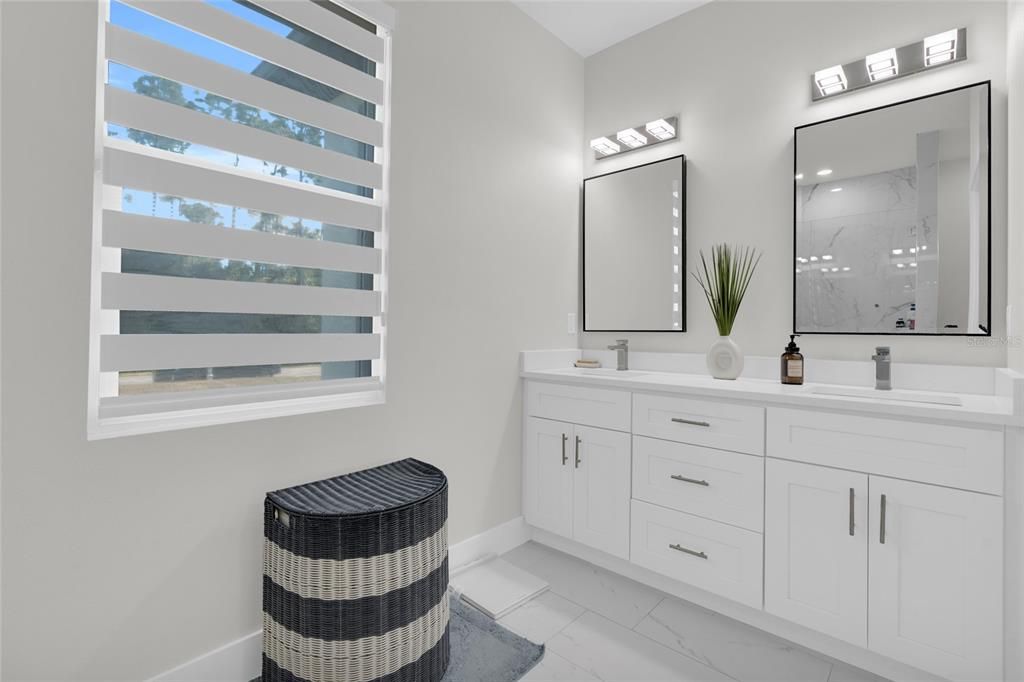 For Sale: $419,900 (4 beds, 2 baths, 1829 Square Feet)