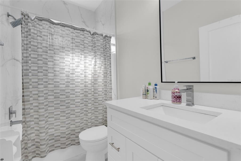 For Sale: $419,900 (4 beds, 2 baths, 1829 Square Feet)