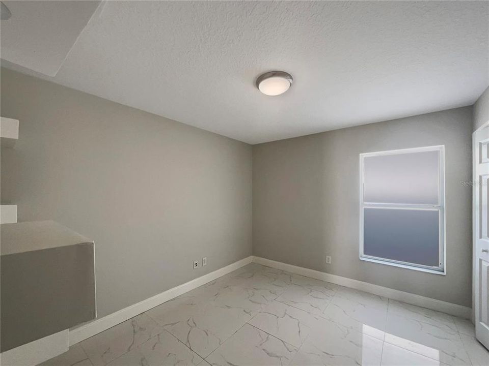 For Sale: $364,000 (4 beds, 2 baths, 1674 Square Feet)