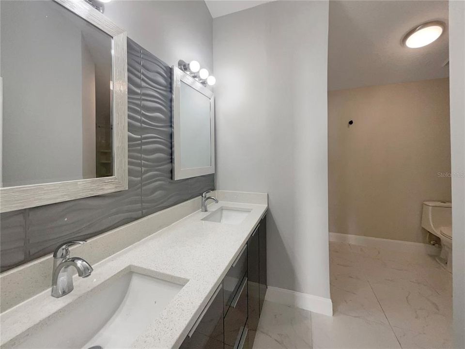 For Sale: $364,000 (4 beds, 2 baths, 1674 Square Feet)