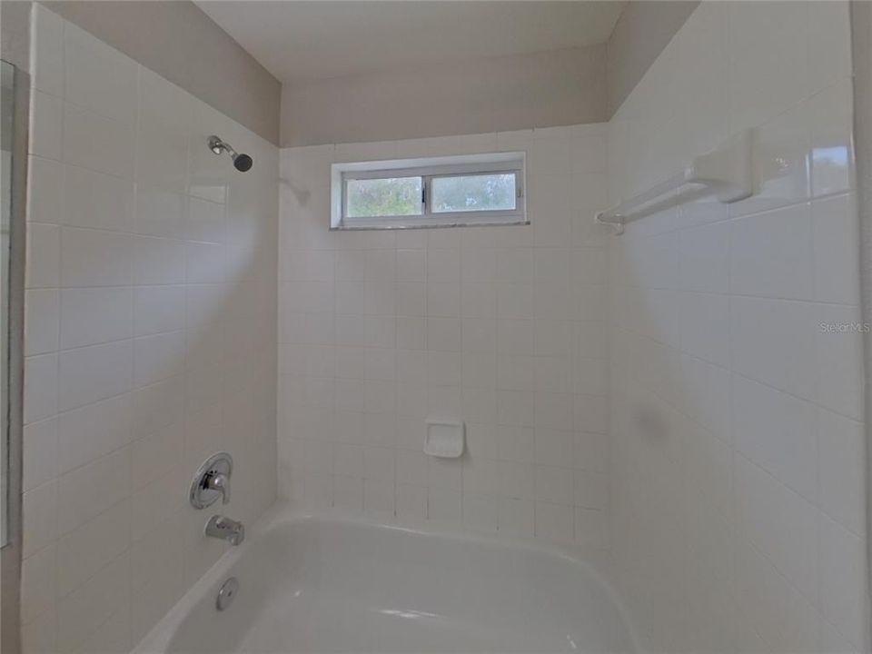 出租: $1,989 (3 贝兹, 2 浴室, 1226 平方英尺)