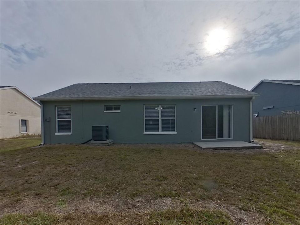 出租: $1,989 (3 贝兹, 2 浴室, 1226 平方英尺)