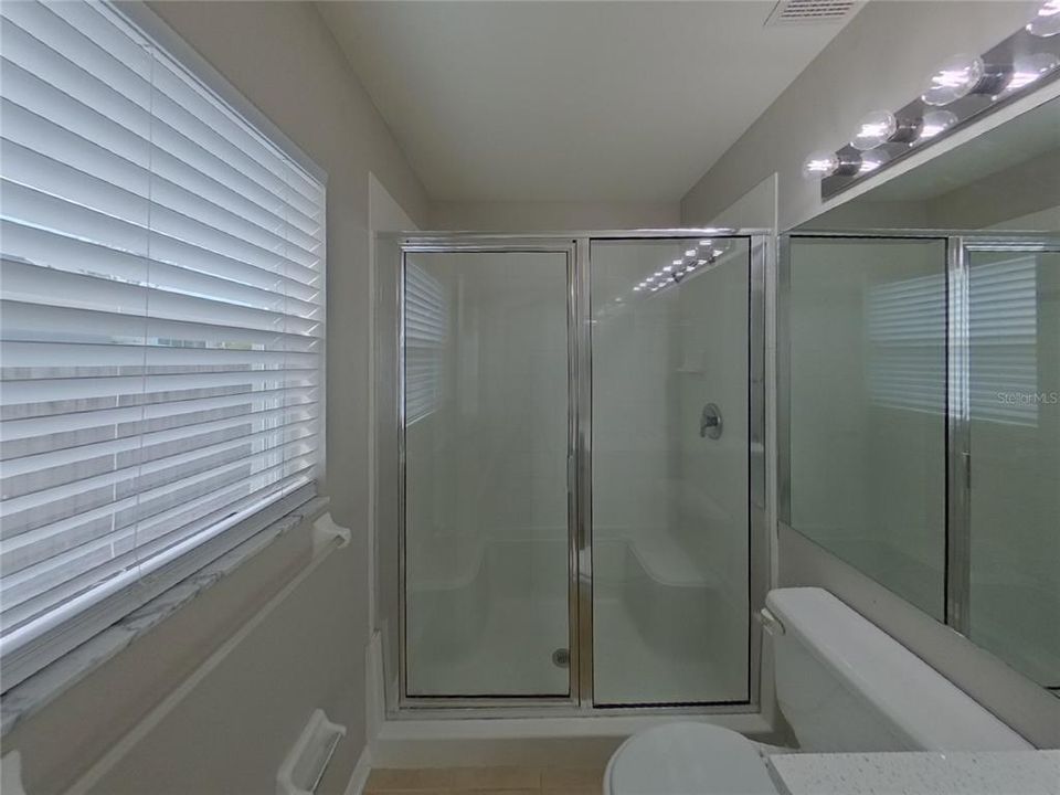 出租: $1,989 (3 贝兹, 2 浴室, 1226 平方英尺)