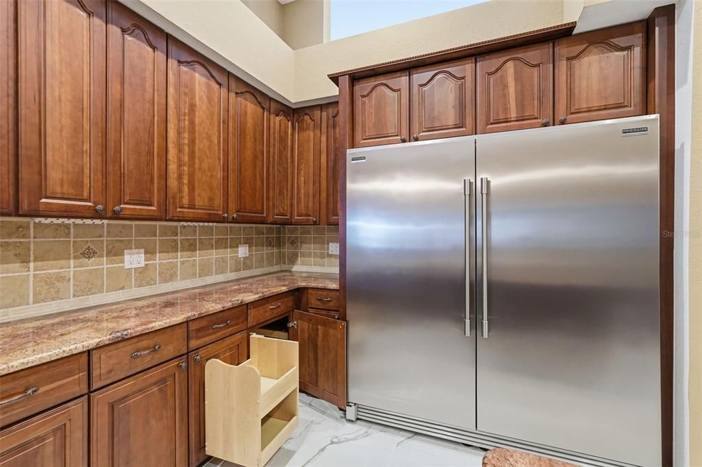 Activo con contrato: $499,900 (3 camas, 2 baños, 3543 Pies cuadrados)