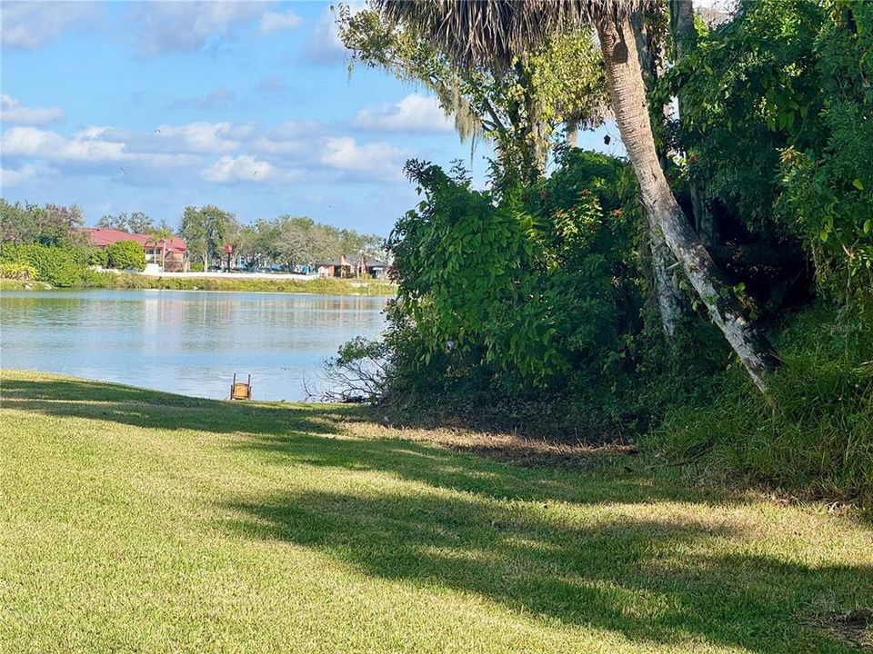 待售: $220,000 (2 贝兹, 2 浴室, 1468 平方英尺)