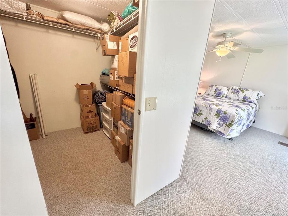 待售: $220,000 (2 贝兹, 2 浴室, 1468 平方英尺)