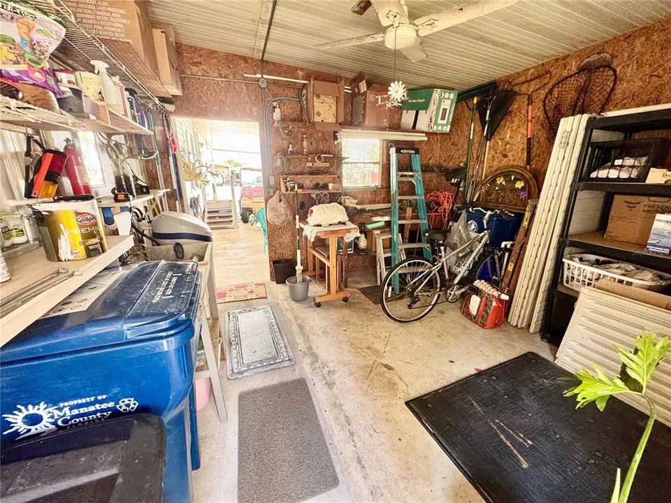 待售: $220,000 (2 贝兹, 2 浴室, 1468 平方英尺)