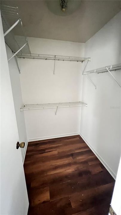 For Rent: $2,400 (2 beds, 2 baths, 1400 Square Feet)