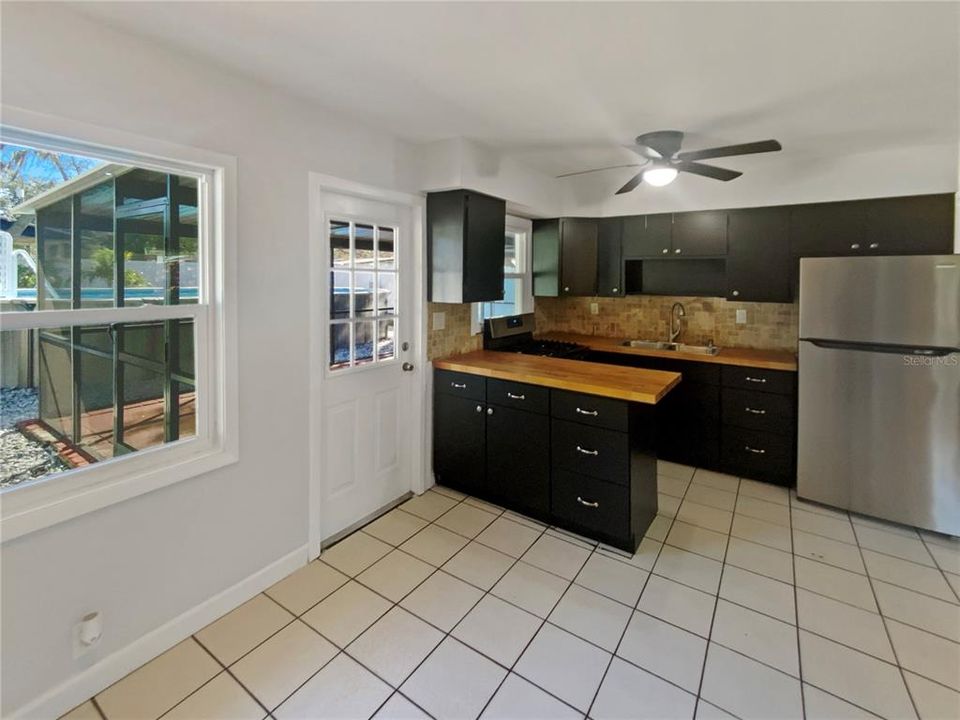 En Venta: $250,000 (3 camas, 1 baños, 1014 Pies cuadrados)