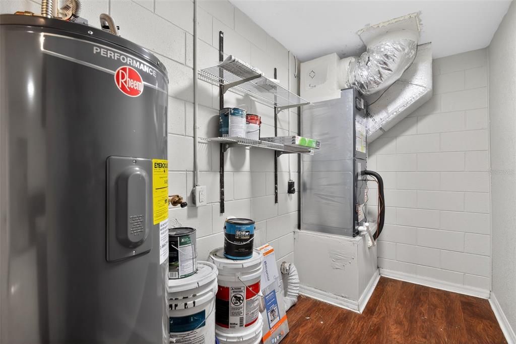 На продажу: $349,900 (3 спален, 2 ванн, 1260 Квадратных фут)