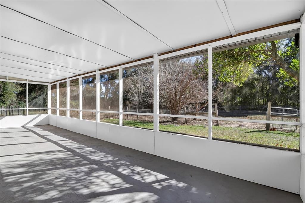 На продажу: $349,900 (3 спален, 2 ванн, 1260 Квадратных фут)