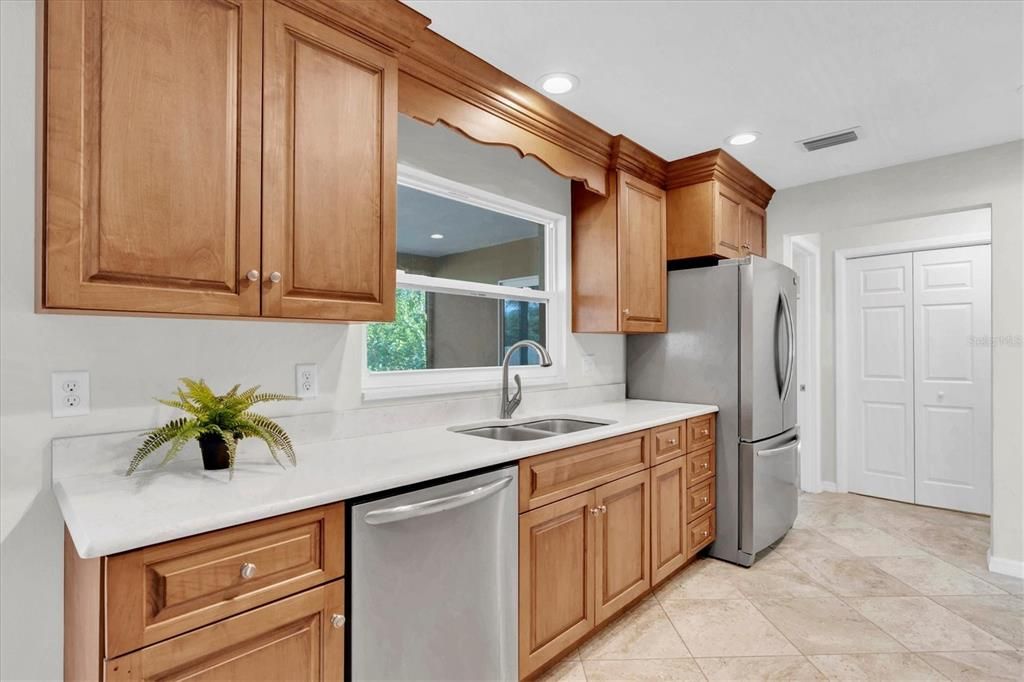 待售: $475,000 (2 贝兹, 2 浴室, 1500 平方英尺)