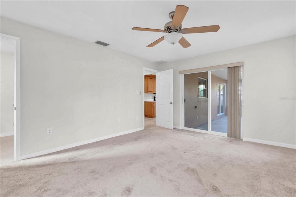 待售: $475,000 (2 贝兹, 2 浴室, 1500 平方英尺)