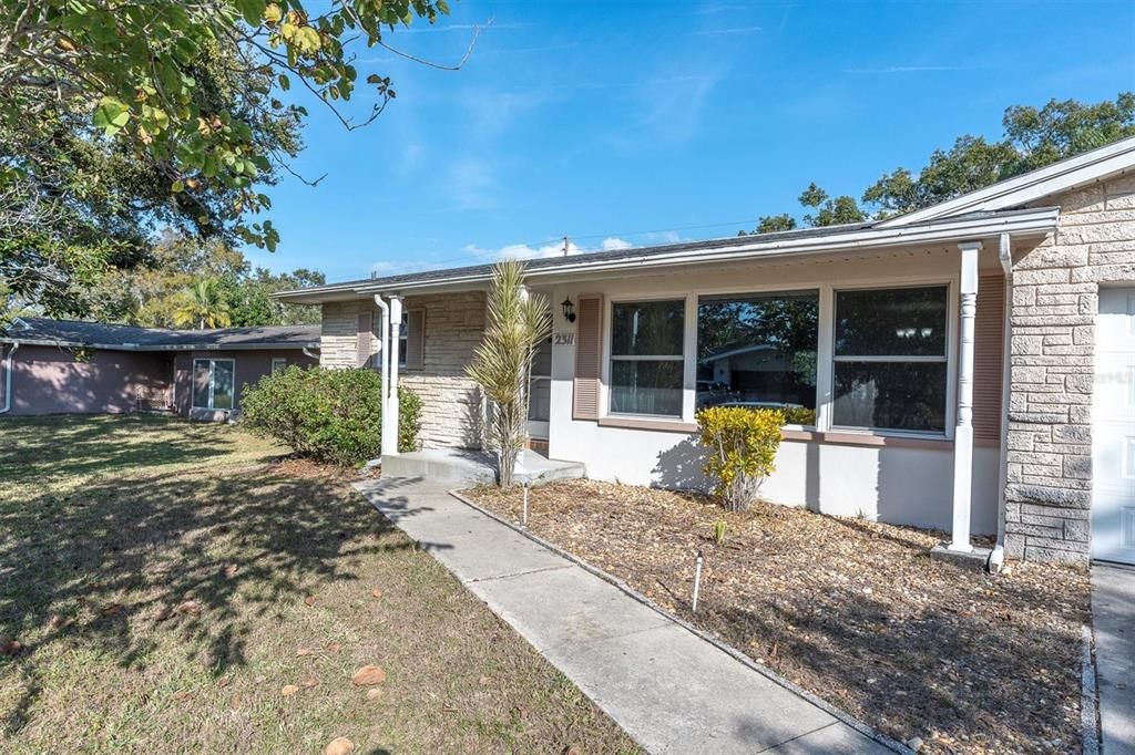 待售: $475,000 (2 贝兹, 2 浴室, 1500 平方英尺)