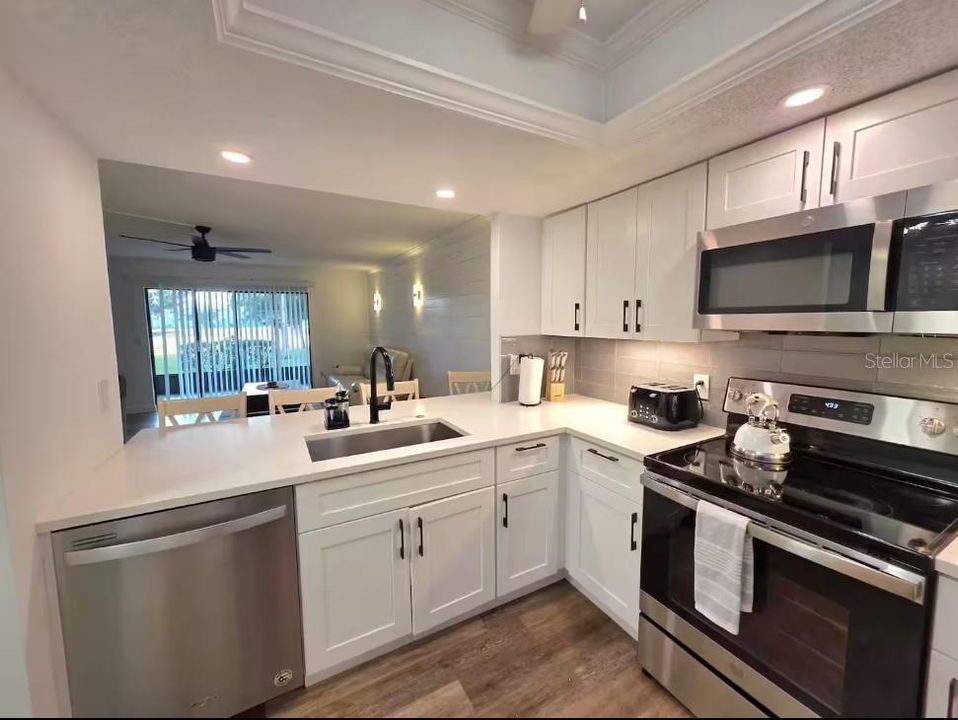 For Sale: $3,790,000 (0 beds, 0 baths, 13428 Square Feet)