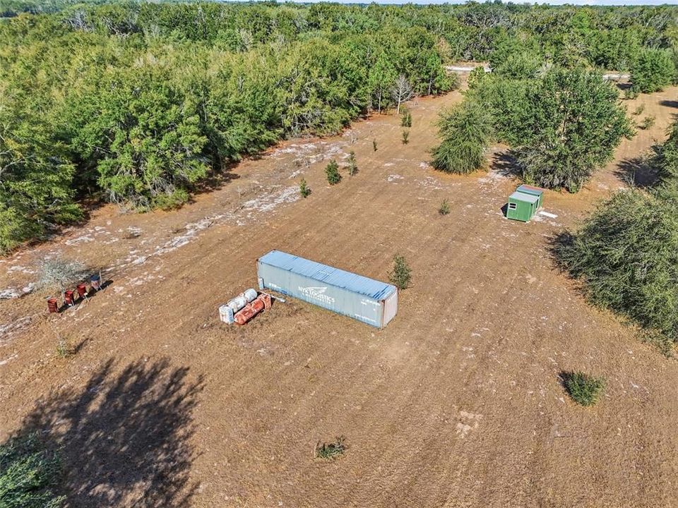 На продажу: $249,900 (27.25 acres)