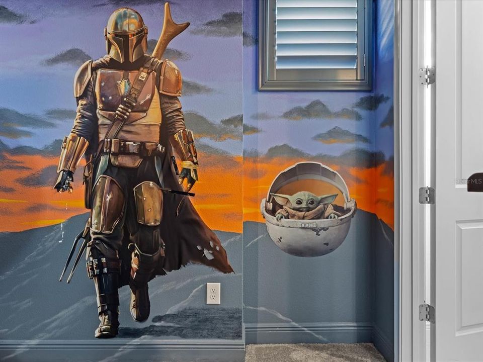 For Sale: $1,375,000 (6 beds, 5 baths, 3428 Square Feet)