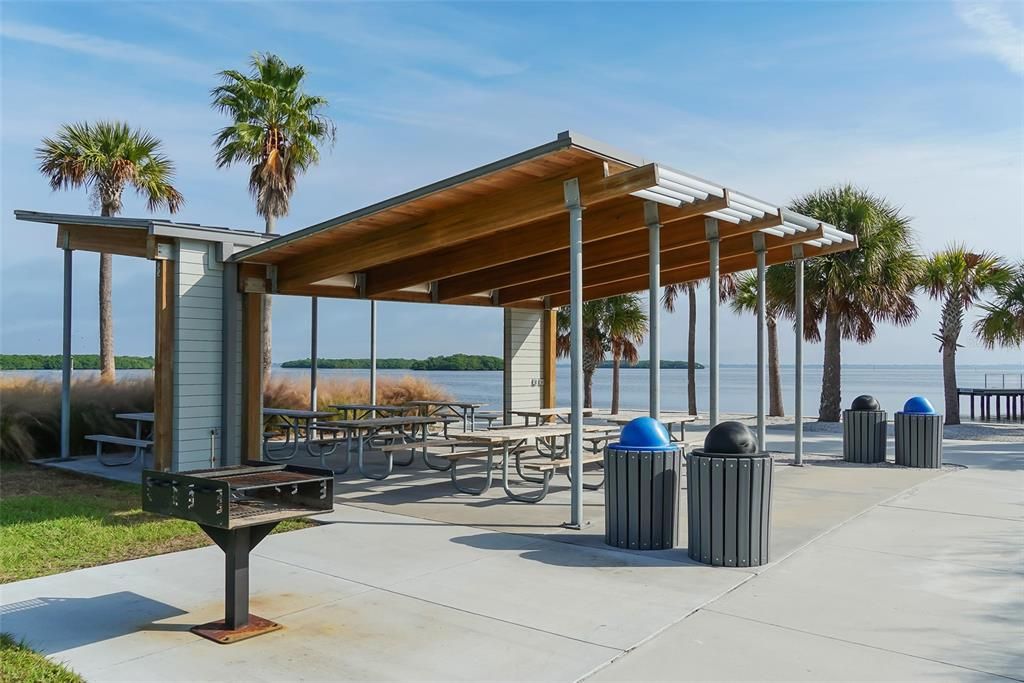 For Sale: $1,100,000 (0.23 acres)