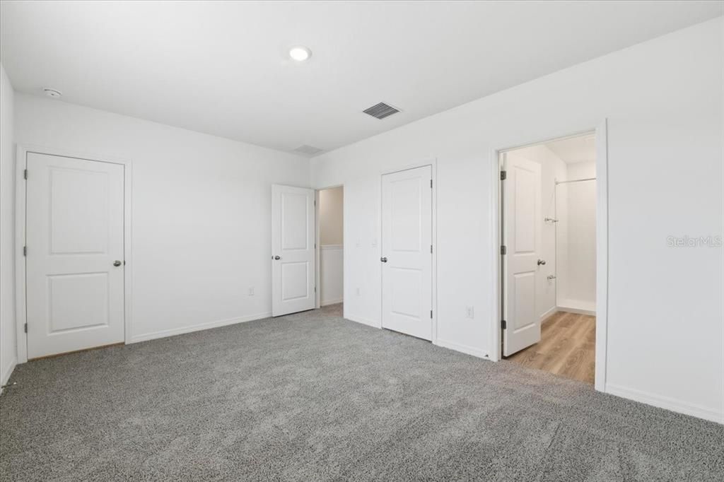 For Rent: $2,199 (3 beds, 2 baths, 1673 Square Feet)