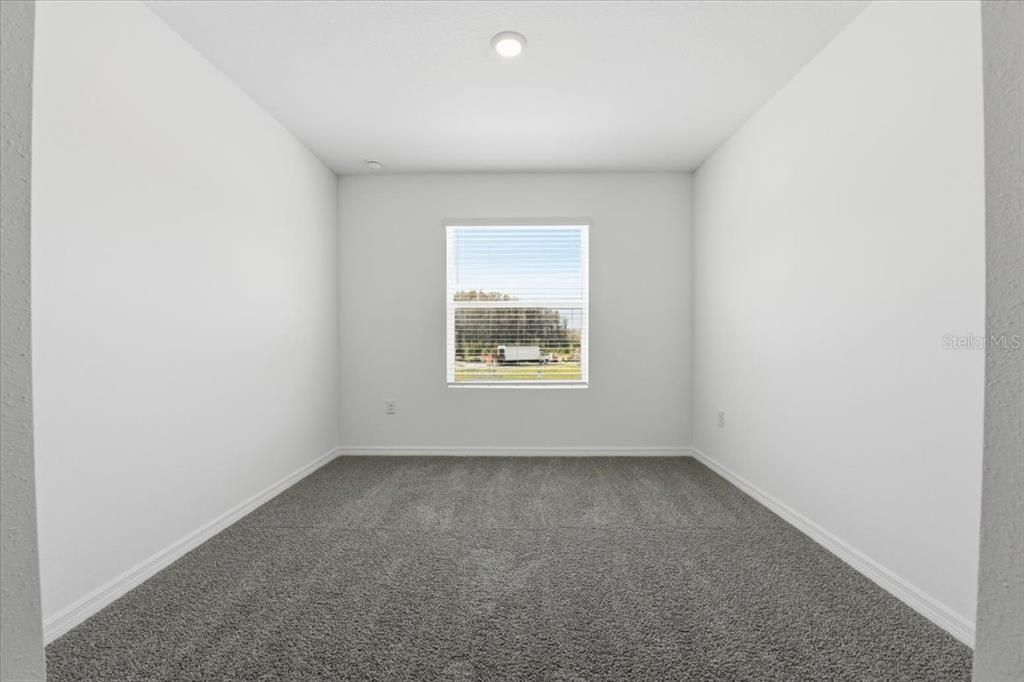 For Rent: $2,199 (3 beds, 2 baths, 1673 Square Feet)