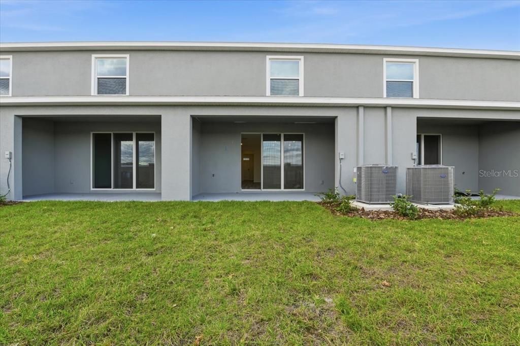 For Rent: $2,199 (3 beds, 2 baths, 1673 Square Feet)