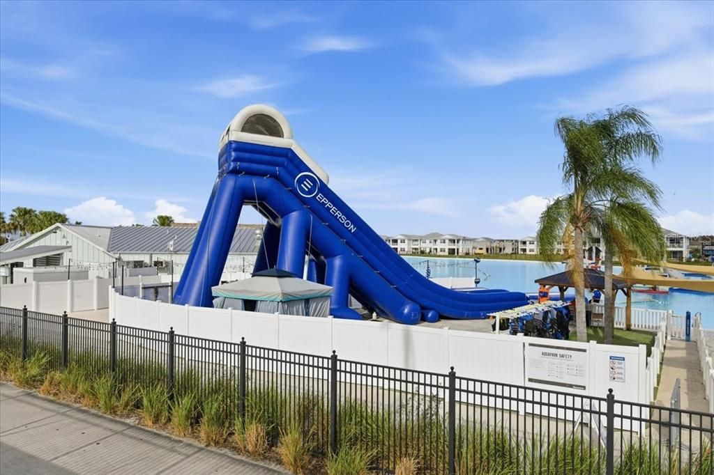 For Rent: $2,199 (3 beds, 2 baths, 1673 Square Feet)