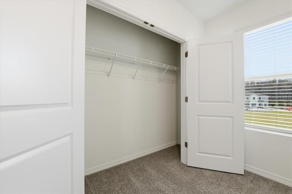 For Rent: $2,199 (3 beds, 2 baths, 1673 Square Feet)