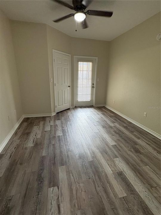 For Rent: $1,700 (1 beds, 1 baths, 656 Square Feet)