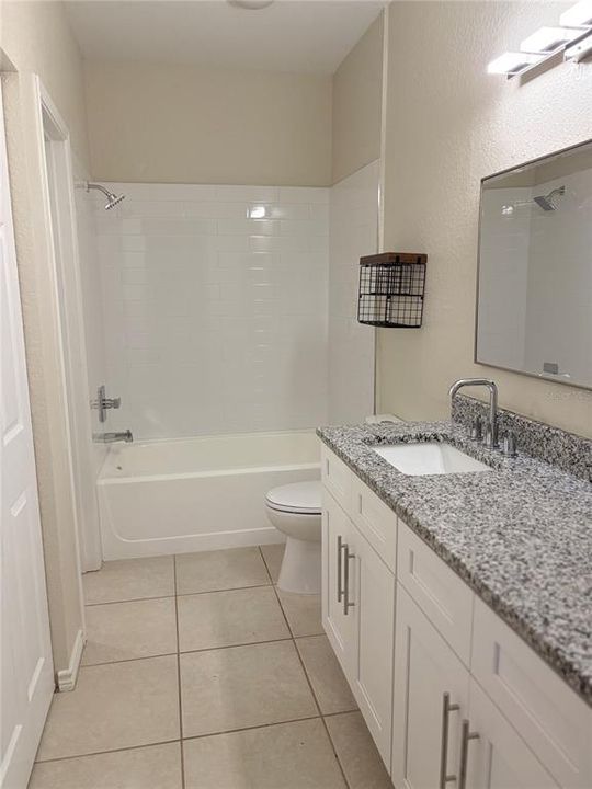 For Rent: $1,700 (1 beds, 1 baths, 656 Square Feet)