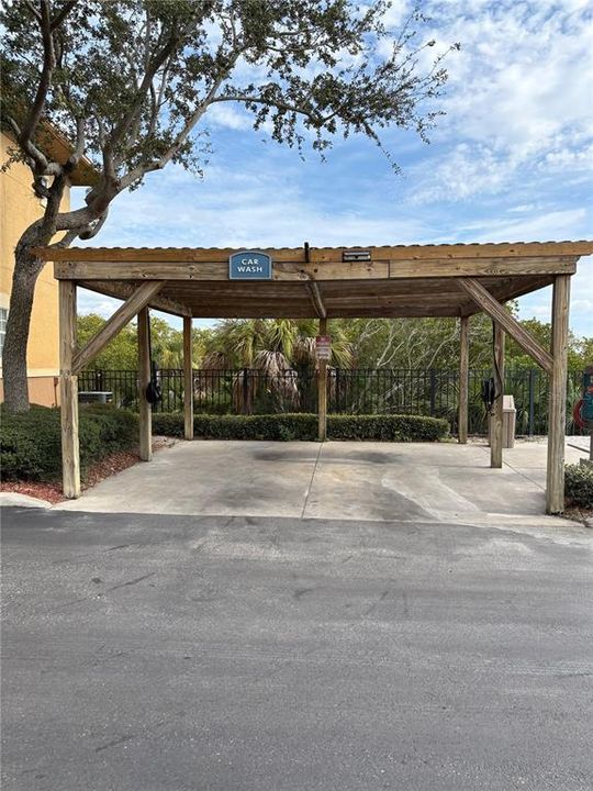 For Rent: $1,700 (1 beds, 1 baths, 656 Square Feet)