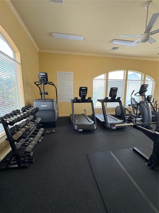 For Rent: $1,700 (1 beds, 1 baths, 656 Square Feet)