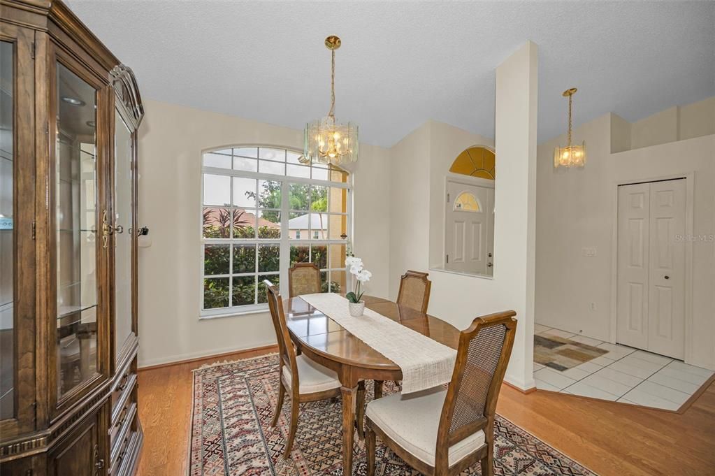 For Sale: $373,900 (3 beds, 2 baths, 1892 Square Feet)