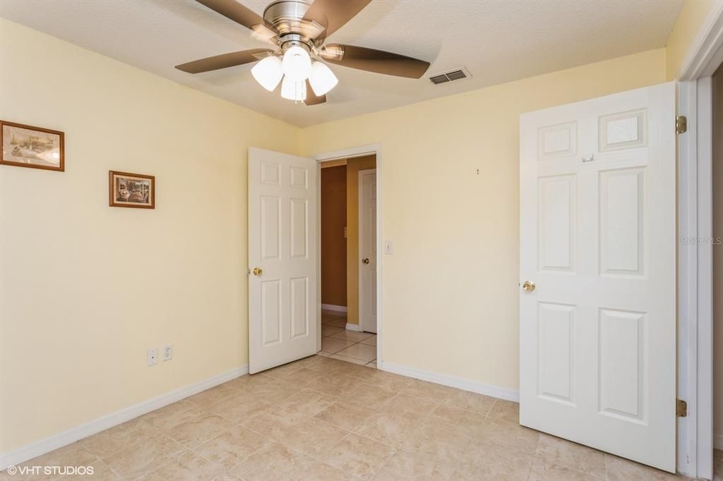 出租: $1,750 (3 贝兹, 2 浴室, 1120 平方英尺)