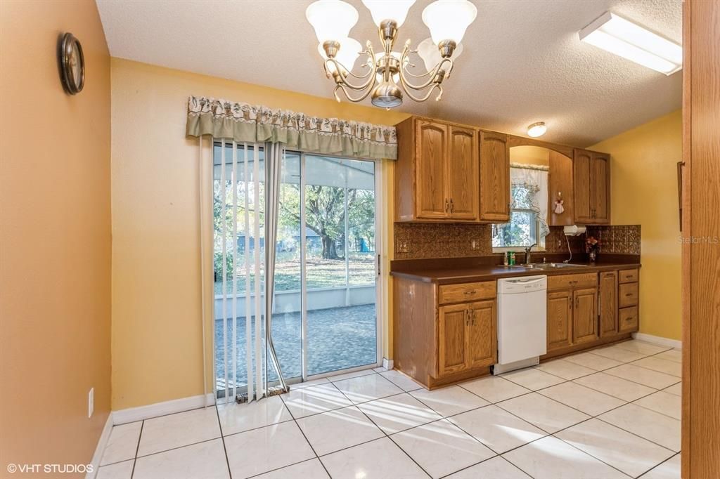 出租: $1,750 (3 贝兹, 2 浴室, 1120 平方英尺)