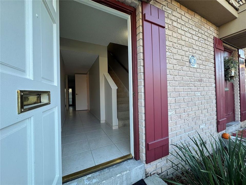 For Rent: $1,795 (2 beds, 1 baths, 1219 Square Feet)