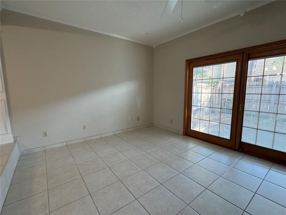 For Rent: $1,795 (2 beds, 1 baths, 1219 Square Feet)