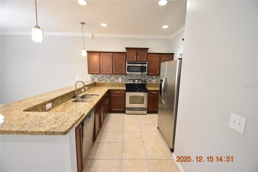 En Renta: $2,295 (3 camas, 2 baños, 1756 Pies cuadrados)