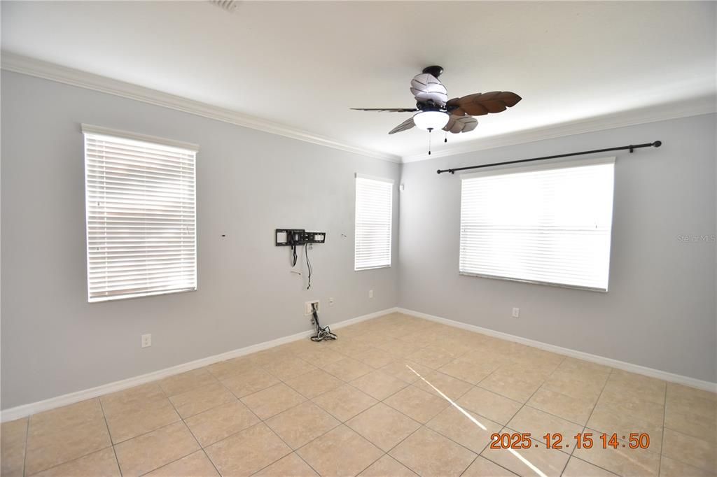 En Renta: $2,295 (3 camas, 2 baños, 1756 Pies cuadrados)