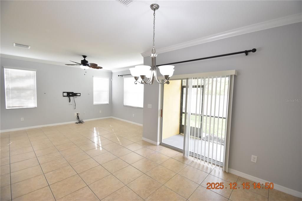 En Renta: $2,295 (3 camas, 2 baños, 1756 Pies cuadrados)