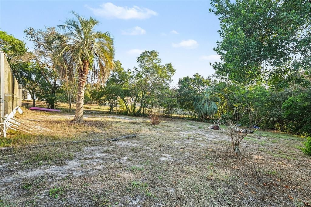 For Sale: $230,000 (2 beds, 2 baths, 1084 Square Feet)