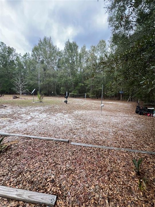 待售: $399,000 (6 贝兹, 4 浴室, 1140 平方英尺)